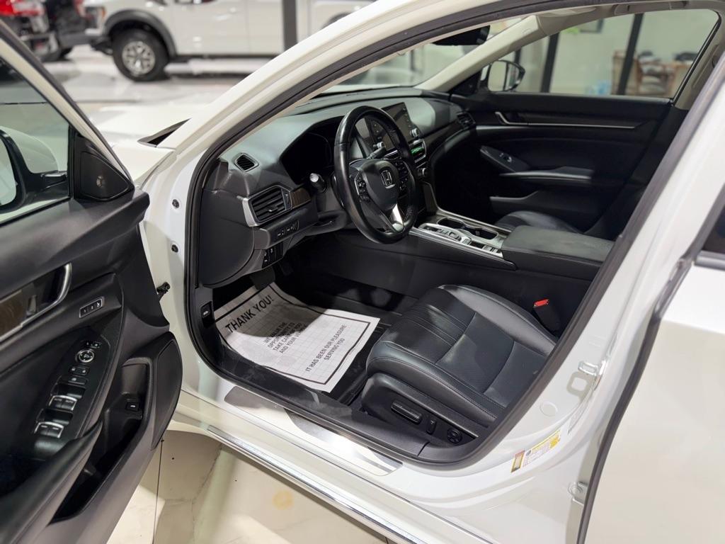 Honda Accord Touring 2.0T 2022