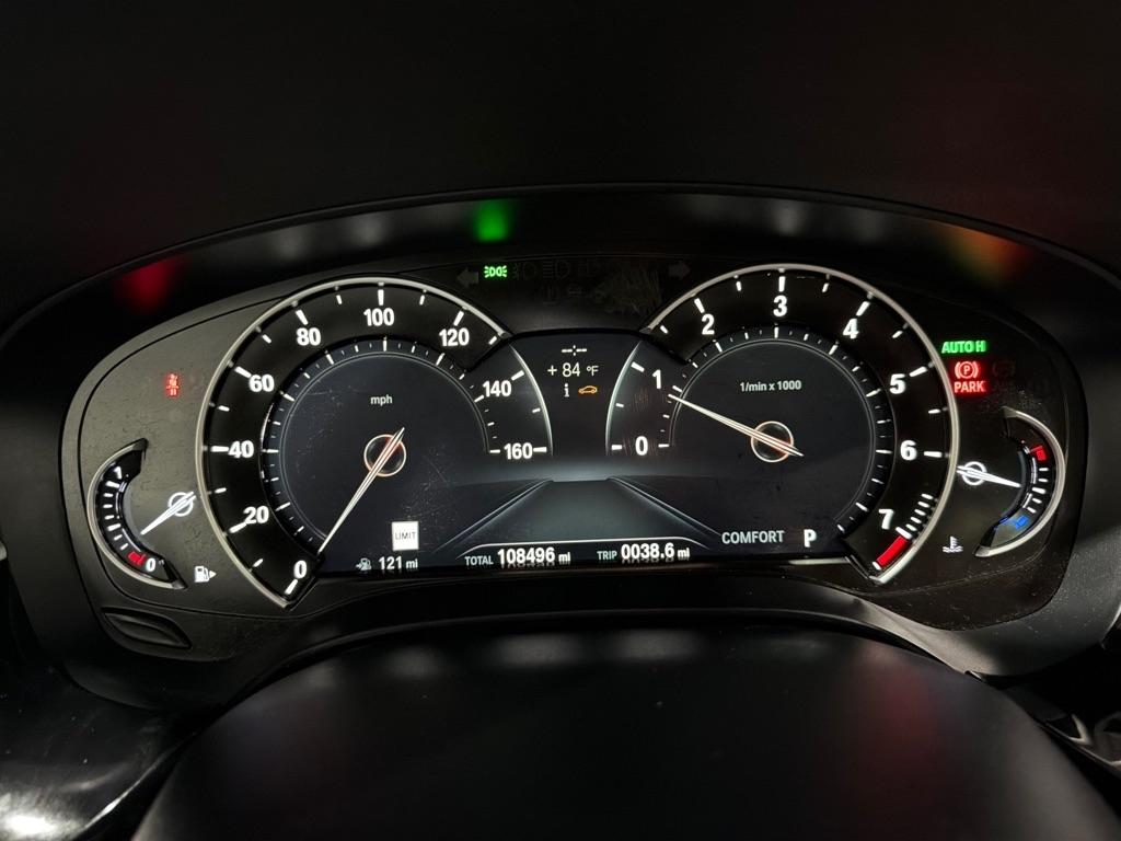 BMW 5-Series 530i 2019