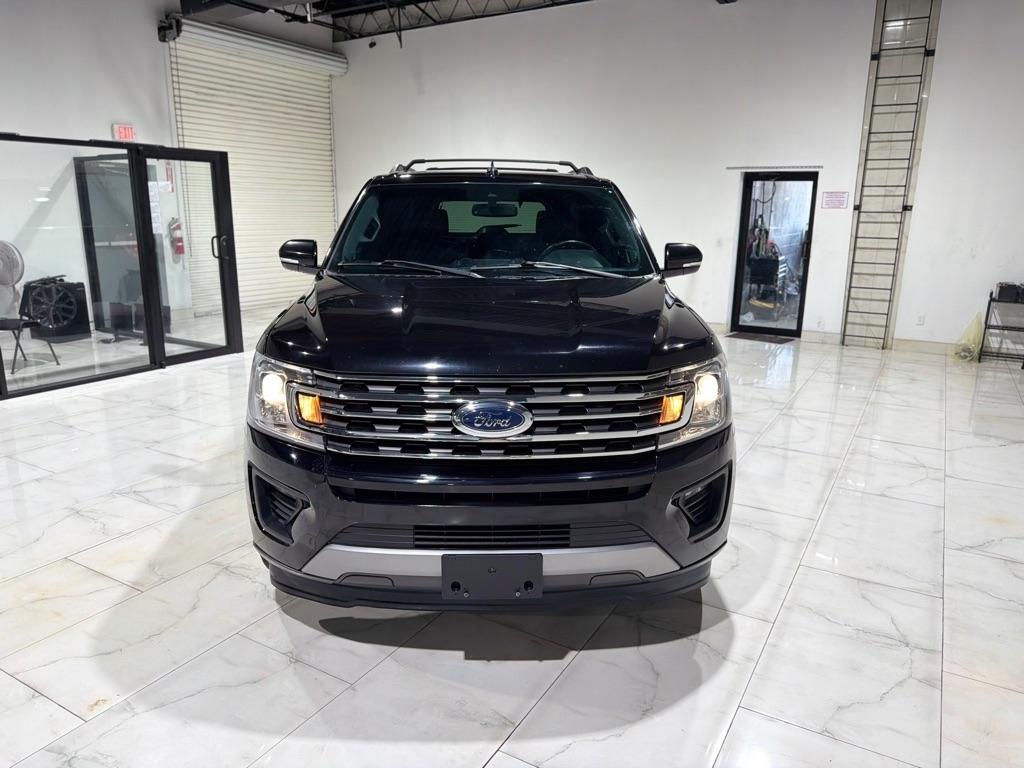 Ford Expedition XLT 2021