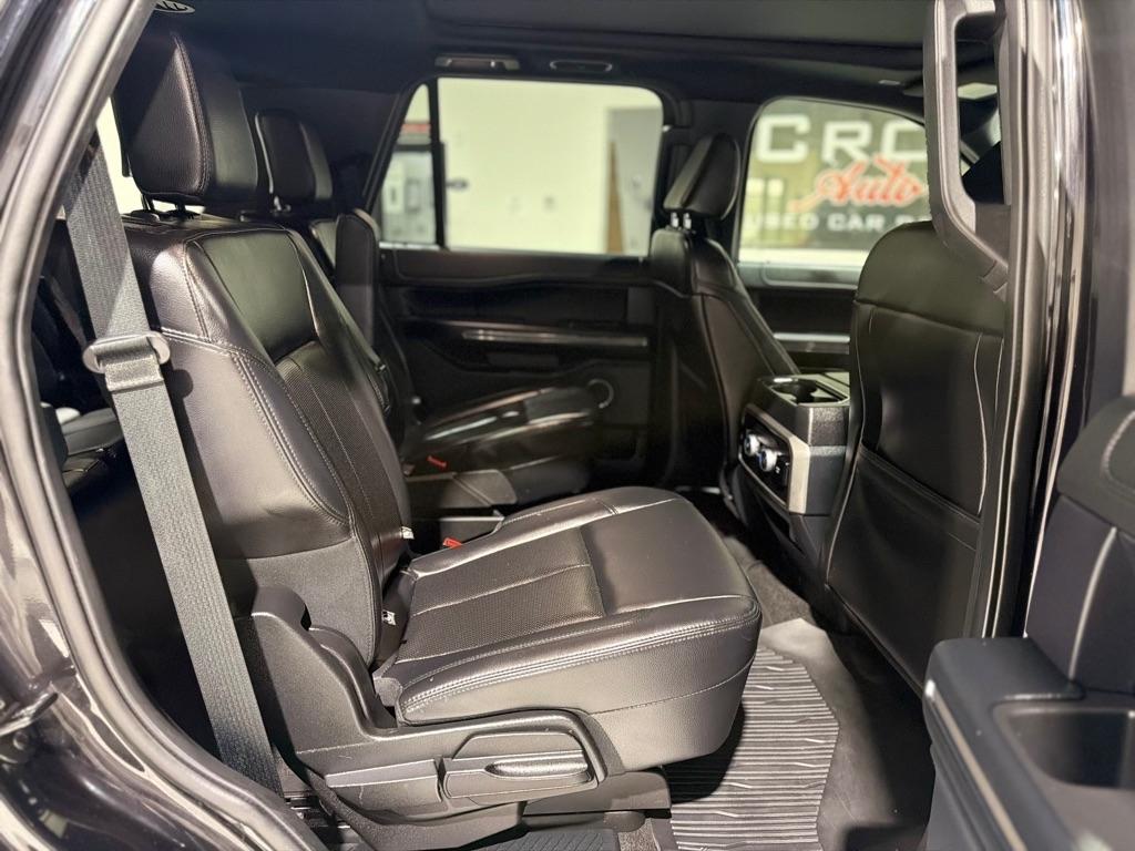 Ford Expedition XLT 2021