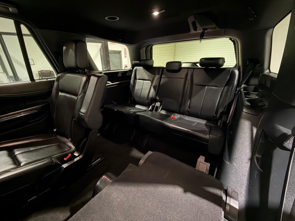 Ford Expedition XLT 2021