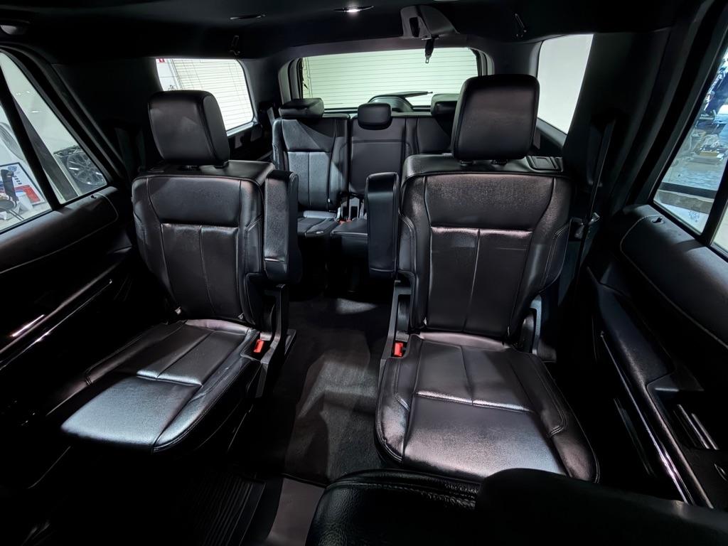 Ford Expedition XLT 2021