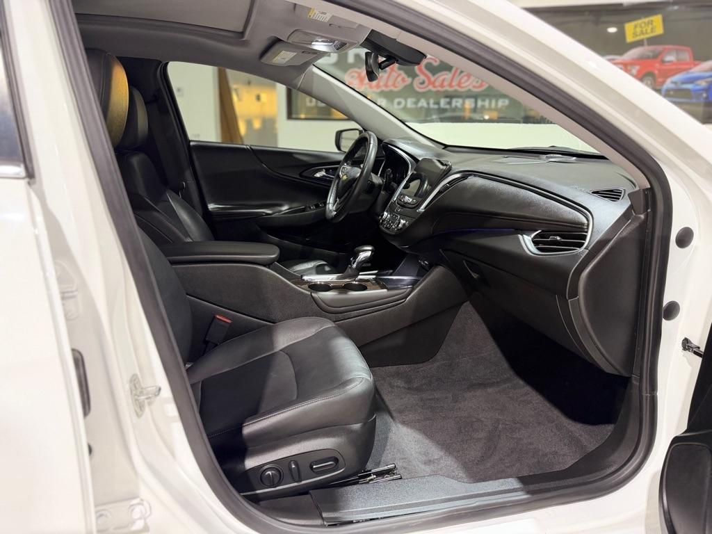 Chevrolet Malibu Premier 2022