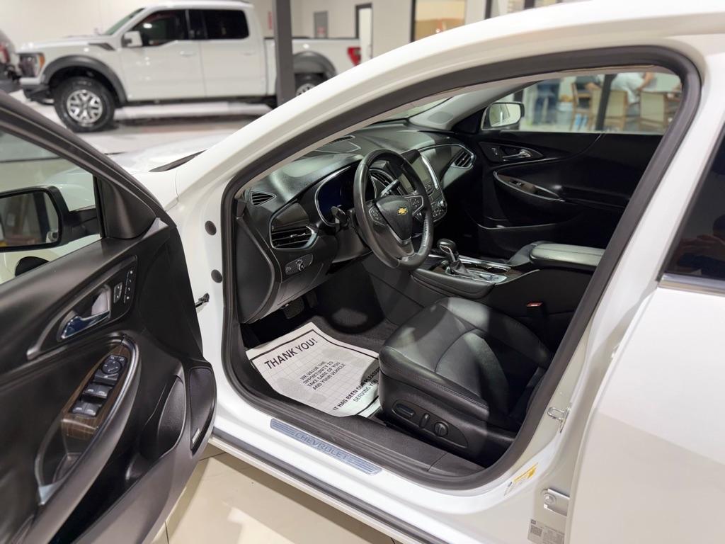 Chevrolet Malibu Premier 2022
