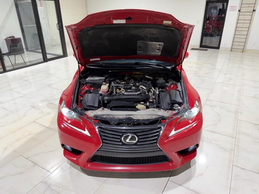 Lexus IS 200t 2016