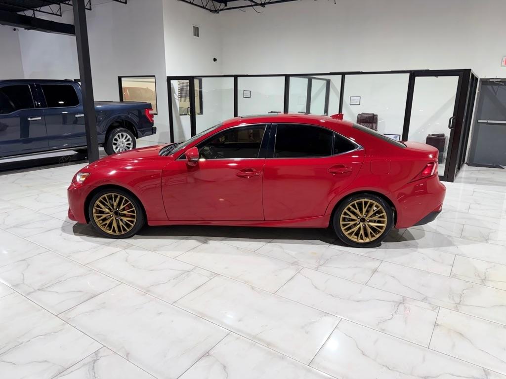 Lexus IS 200t 2016