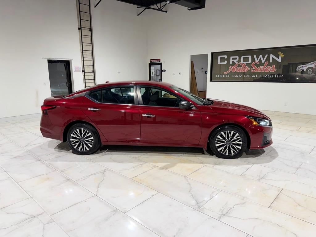 Nissan Altima 2.5 SV 2025