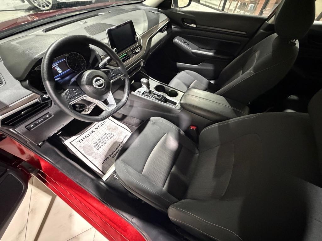 Nissan Altima 2.5 SV 2025