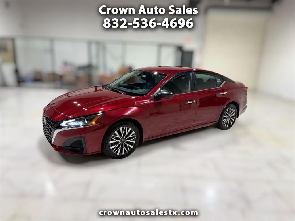 Red 2025 Nissan Altima Sedan Front-Wheel Drive Continuously Variable Transmission