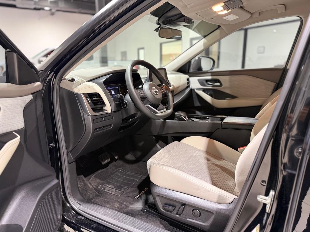 Nissan Rogue SV 2023