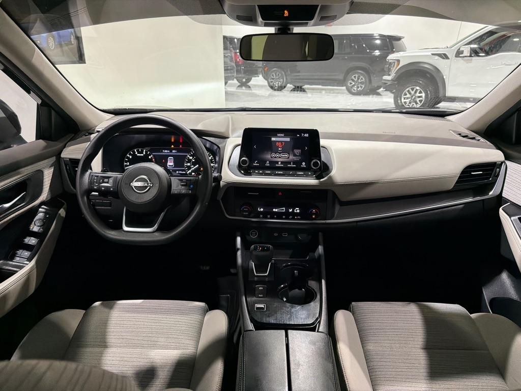 Nissan Rogue SV 2023