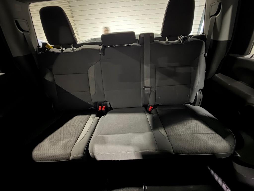 Chevrolet Silverado 2500HD Custom Crew Cab Long Box 4WD 2024