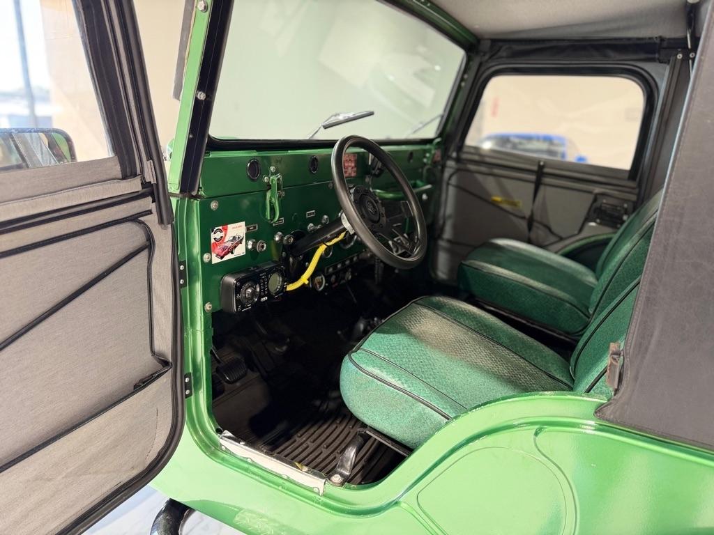Jeep CJ-5  1974