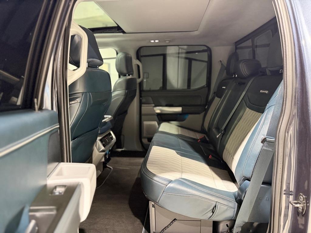 Ford F-150 Lariat SuperCrew 5.5-ft. Bed 4WD 2022