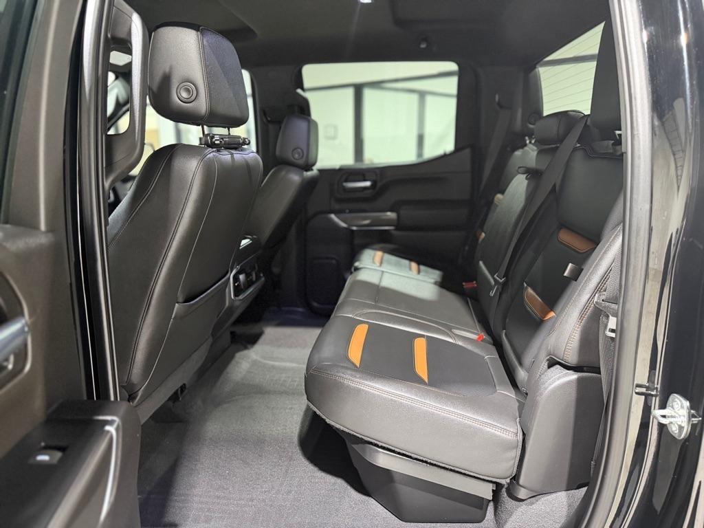 GMC Sierra 1500 AT4 Crew Cab Long Box 4WD 2021
