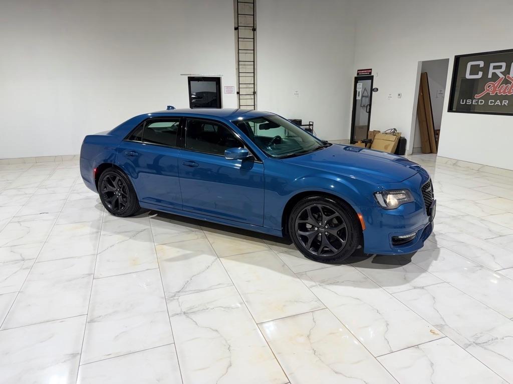 Chrysler 300 Touring L 2021