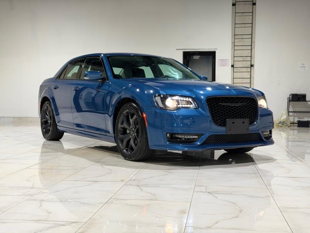 Chrysler 300 Touring L 2021