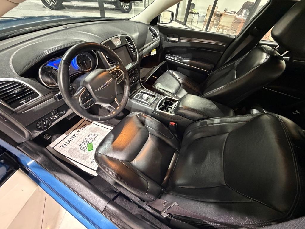 Chrysler 300 Touring L 2021