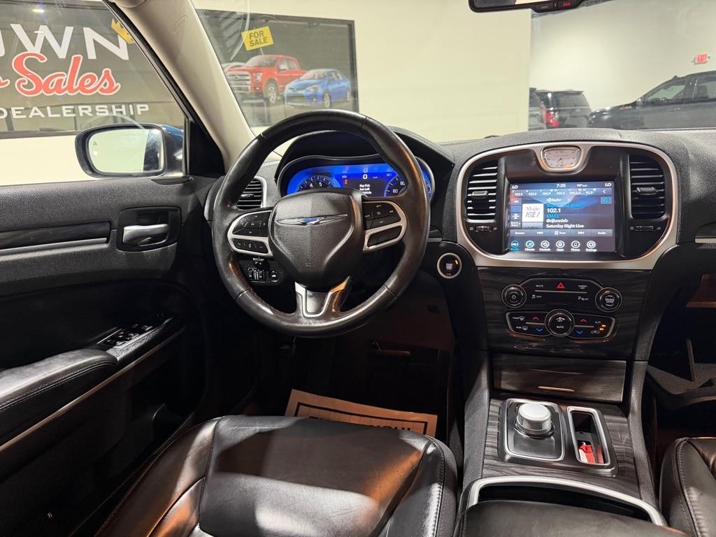 Chrysler 300 Touring L 2021