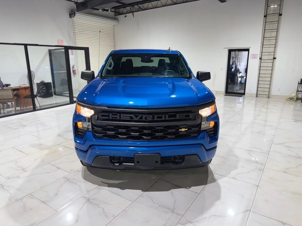 Chevrolet Silverado 1500 Custom Crew Cab 2WD 2023