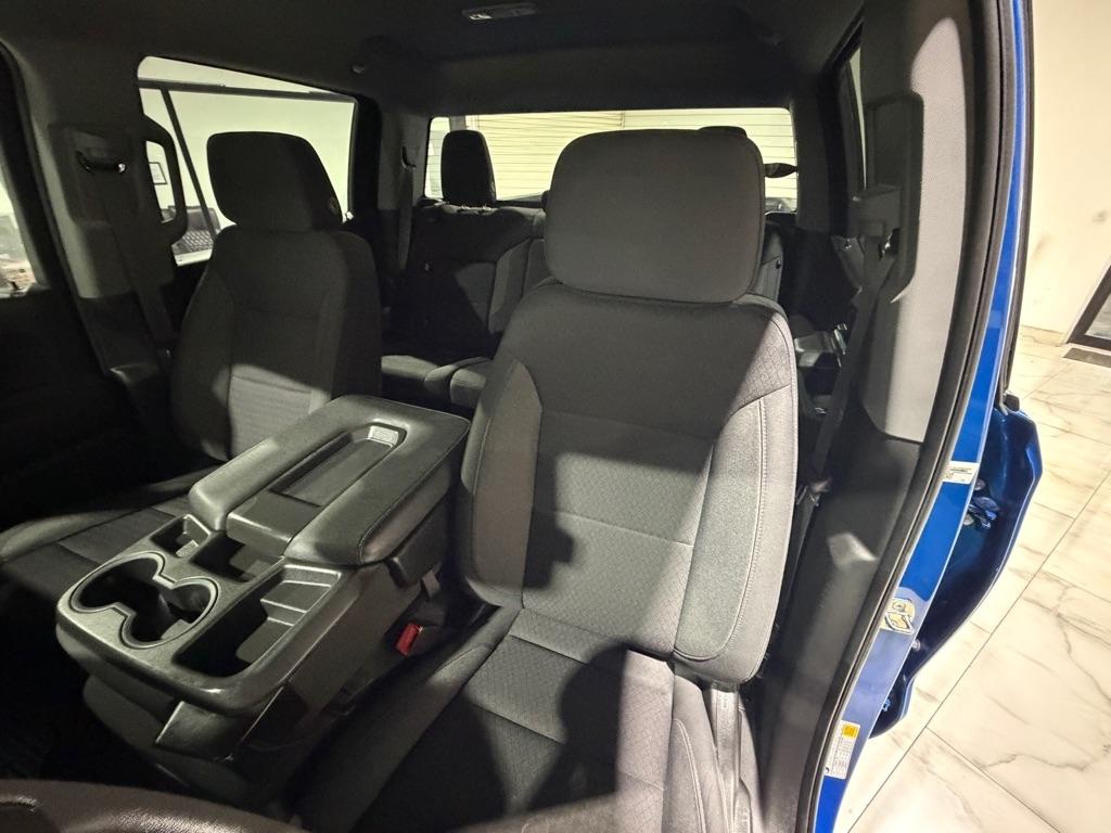 Chevrolet Silverado 1500 Custom Crew Cab 2WD 2023