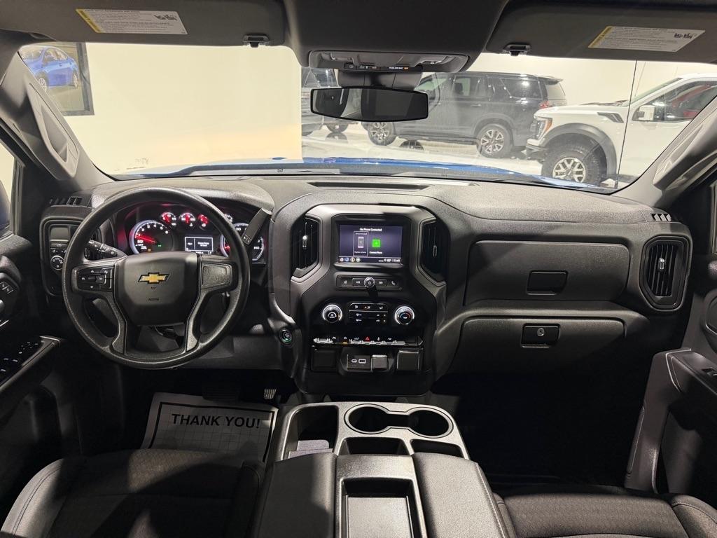 Chevrolet Silverado 1500 Custom Crew Cab 2WD 2023