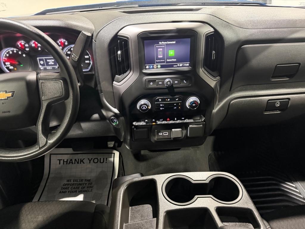 Chevrolet Silverado 1500 Custom Crew Cab 2WD 2023