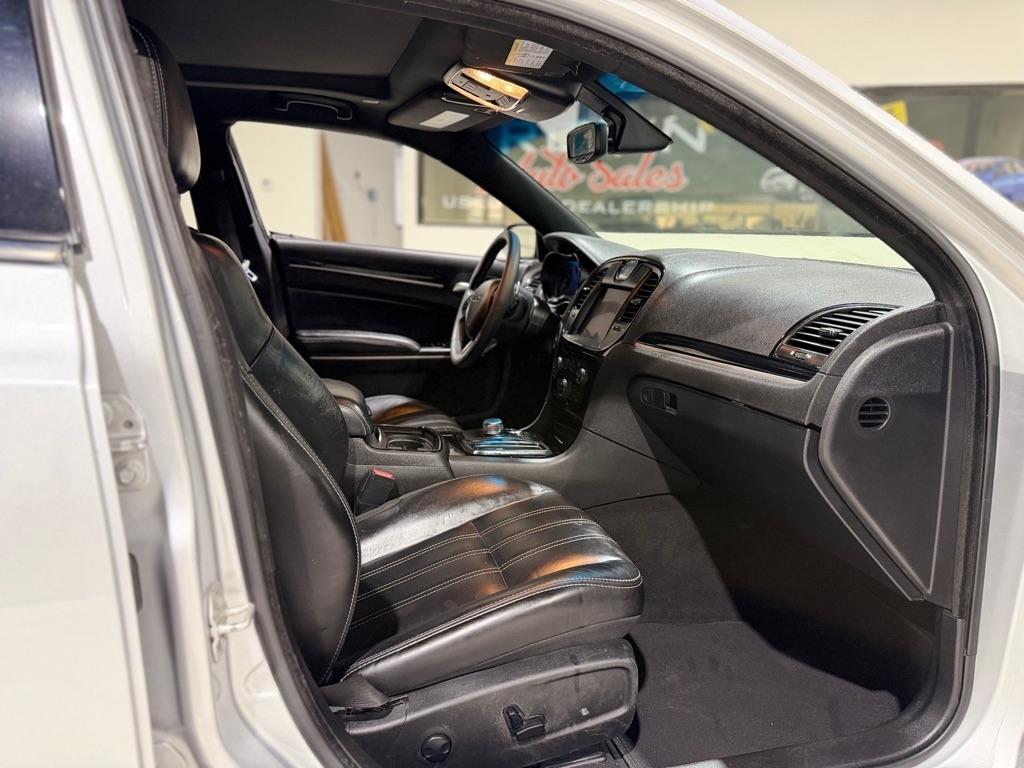 Chrysler 300 S V6 2023