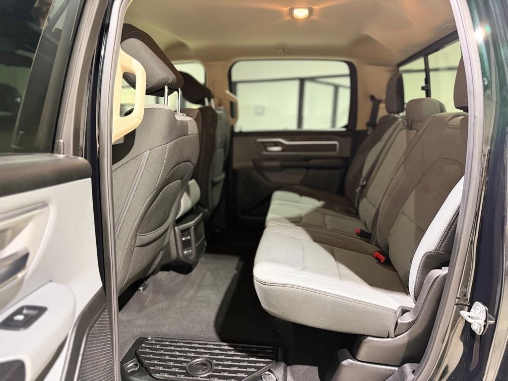 RAM 1500 Big Horn Crew Cab SWB 2WD 2019