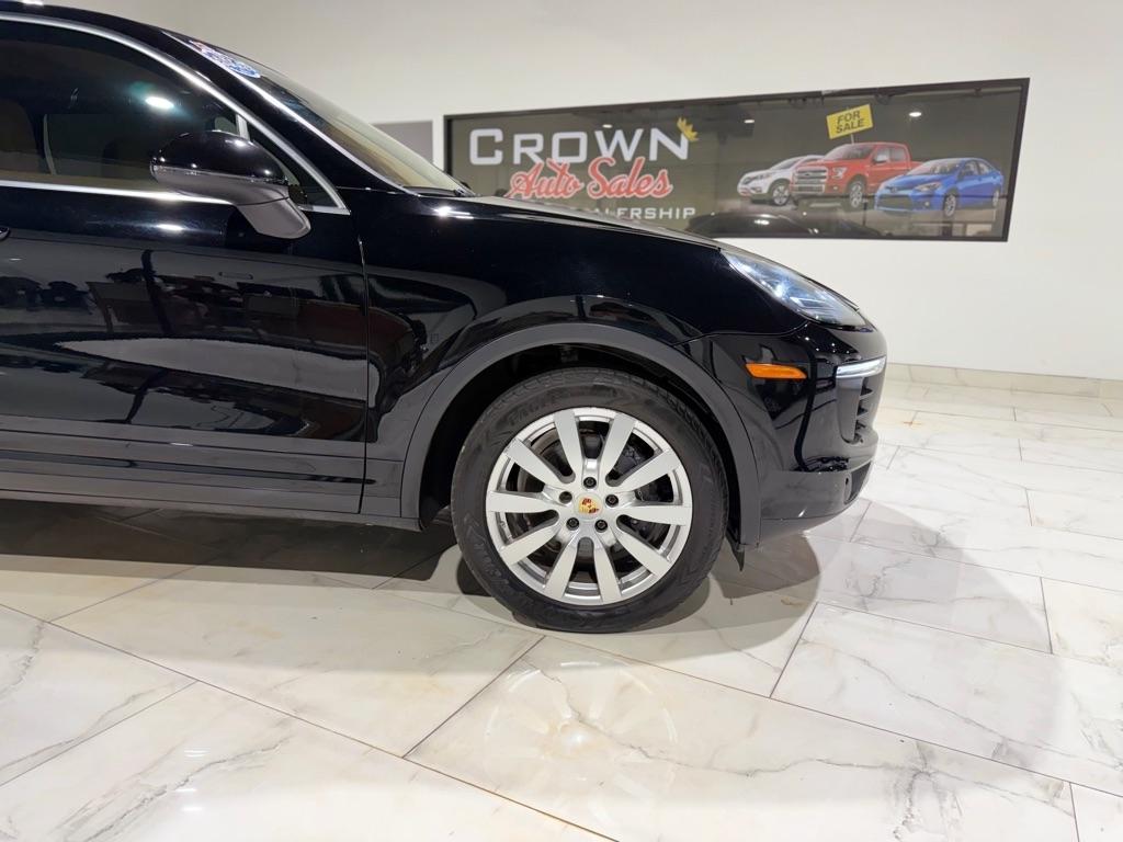 Porsche Cayenne Base 2016