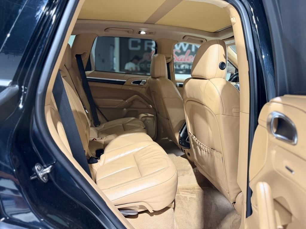 Porsche Cayenne Base 2016
