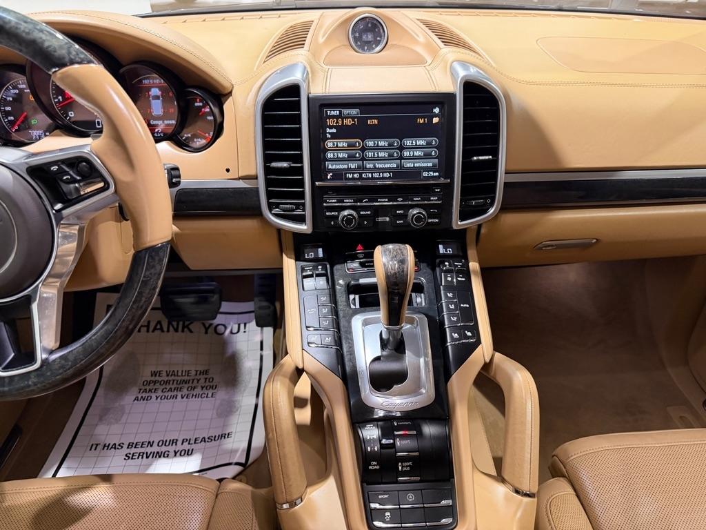 Porsche Cayenne Base 2016