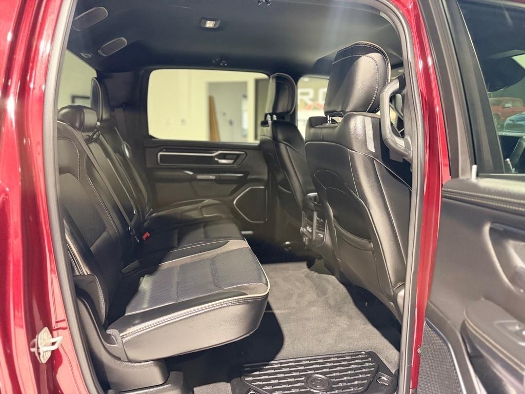 RAM 1500 Laramie Crew Cab SWB 2WD 2024