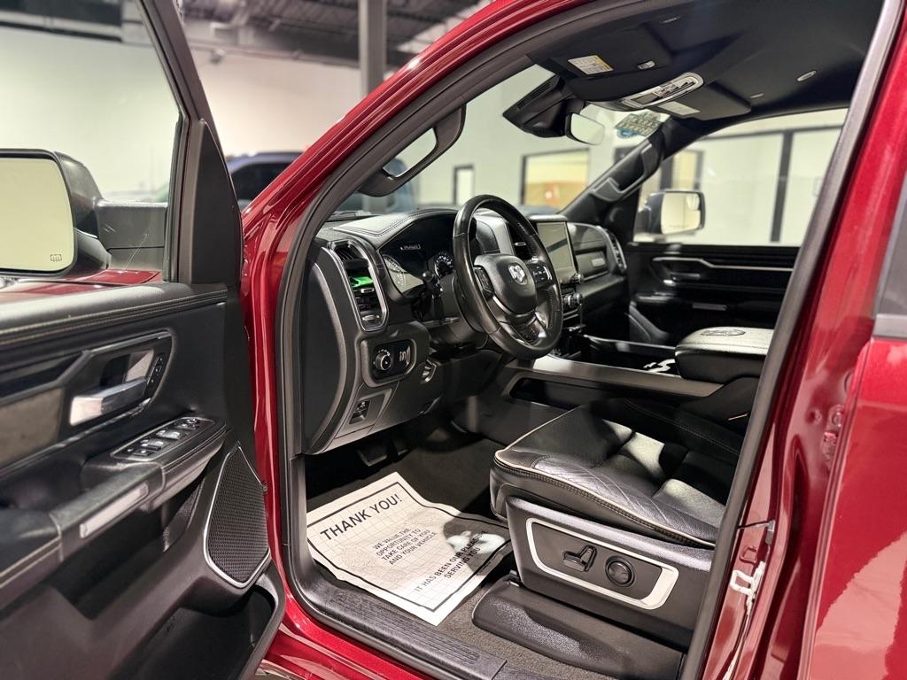 RAM 1500 Laramie Crew Cab SWB 2WD 2024