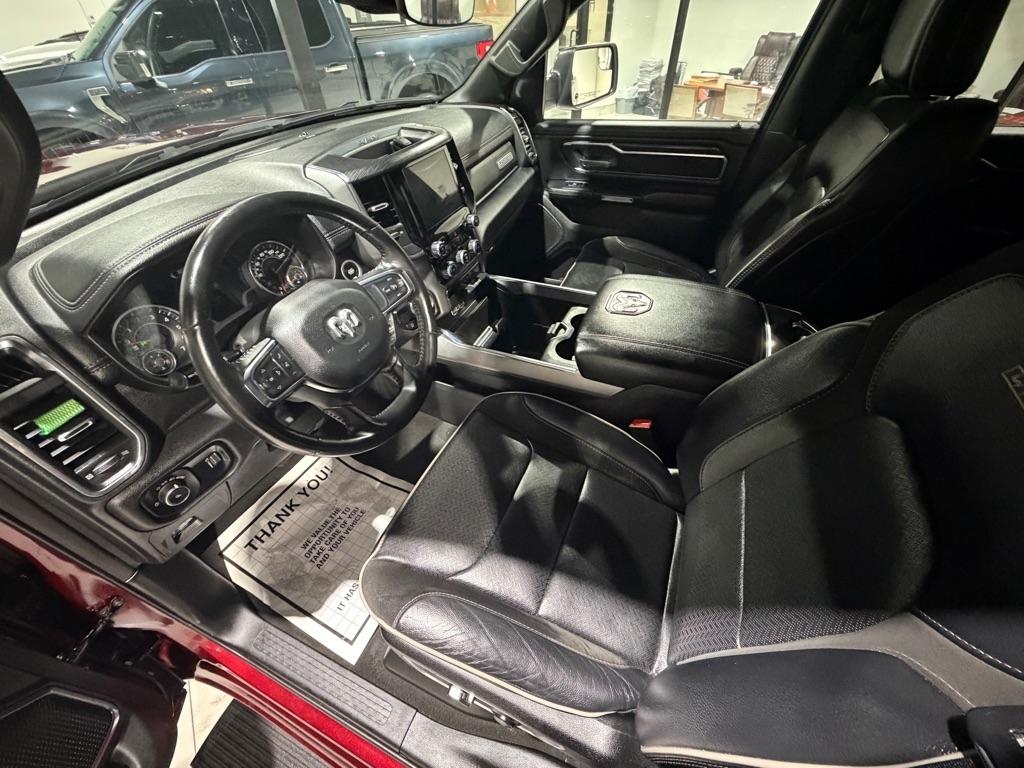RAM 1500 Laramie Crew Cab SWB 2WD 2024