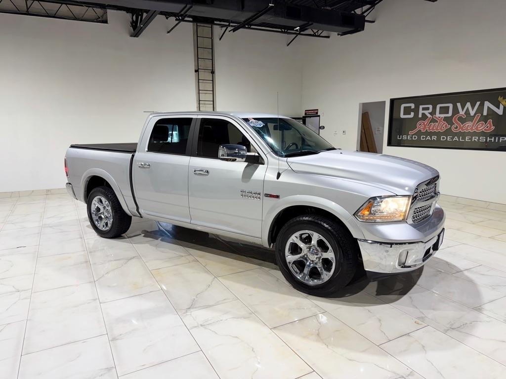RAM 1500 Laramie Crew Cab SWB 4WD 2016