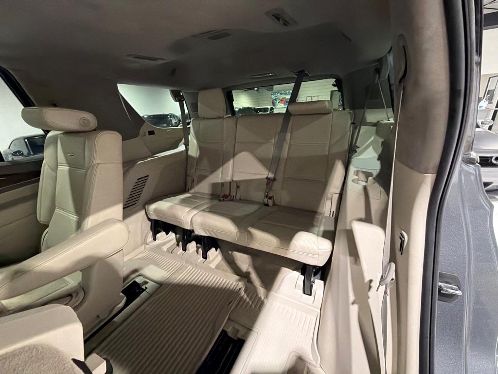 Cadillac Escalade Premium Luxury Platinum AWD 2021