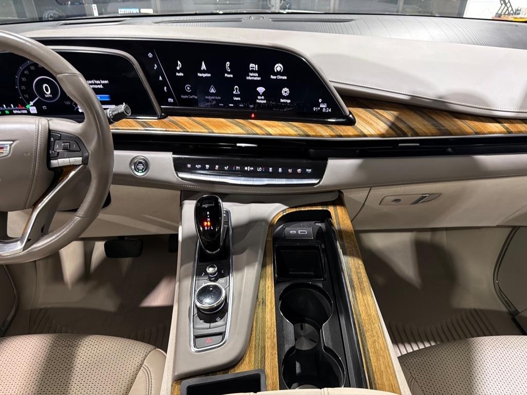 Cadillac Escalade Premium Luxury Platinum AWD 2021