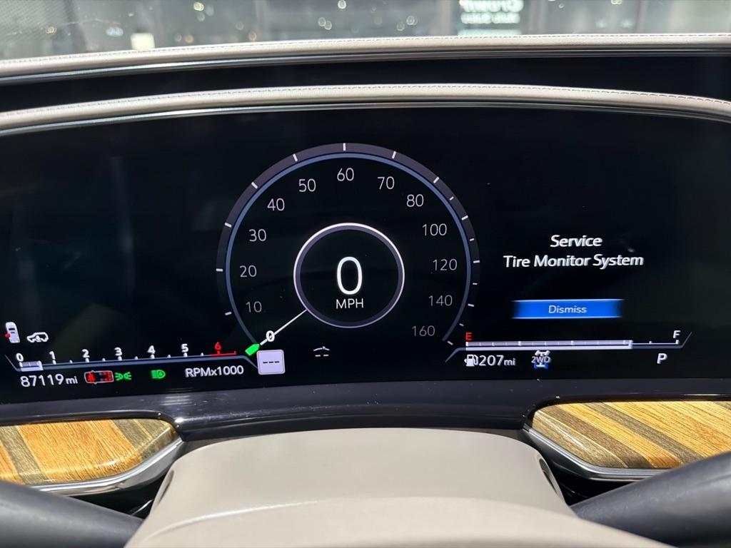 Cadillac Escalade Premium Luxury Platinum AWD 2021