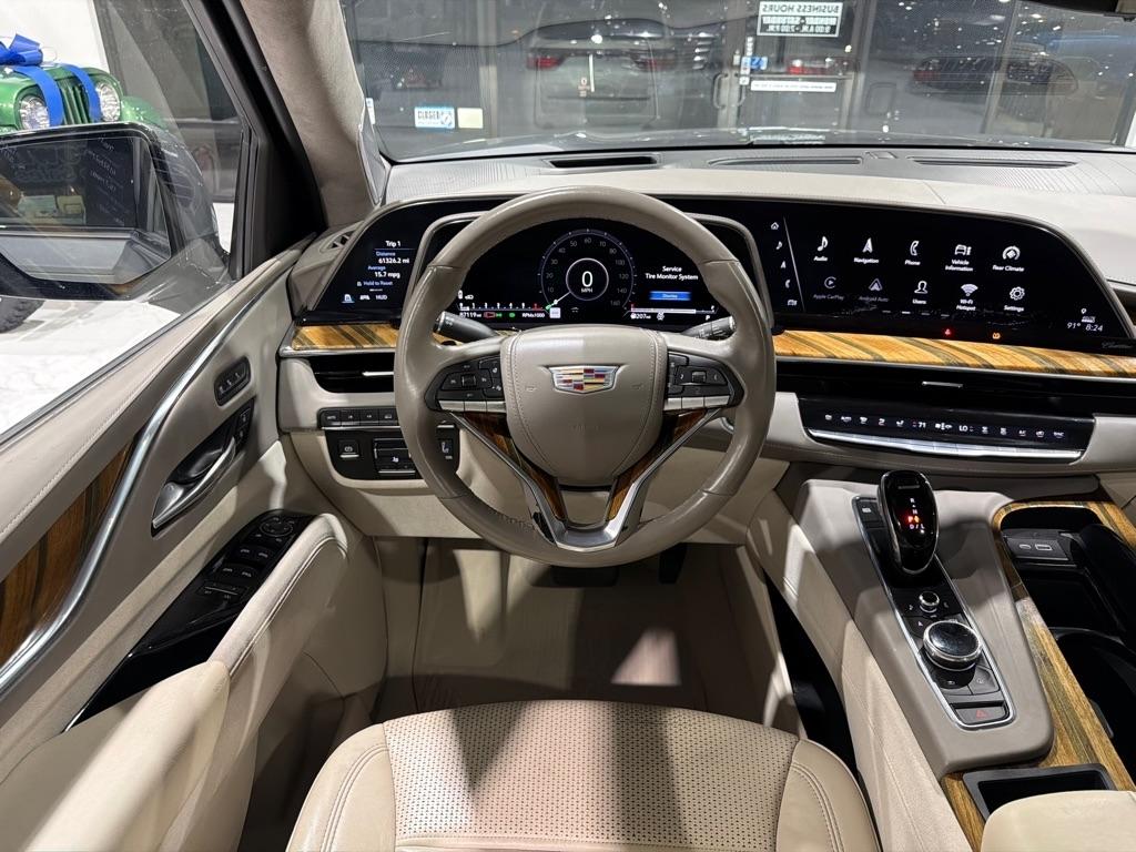 Cadillac Escalade Premium Luxury Platinum AWD 2021