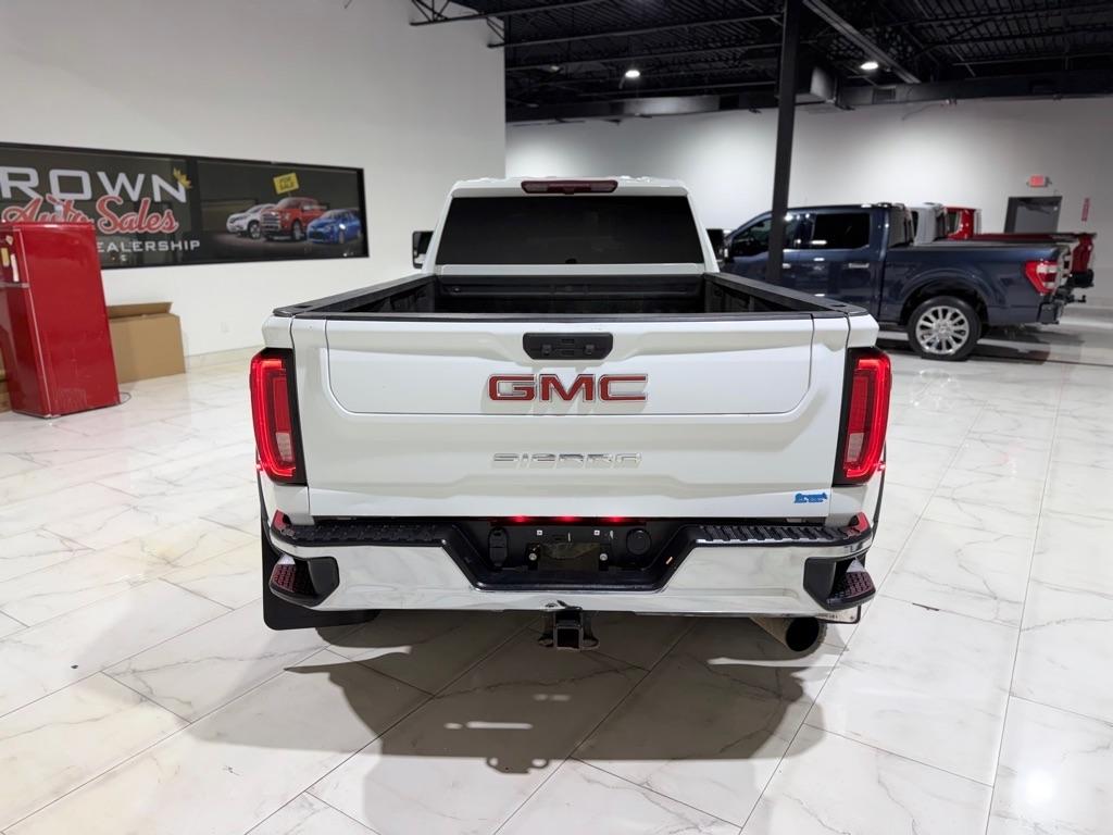GMC Sierra 3500HD Pro Crew Cab 4WD SB 2023