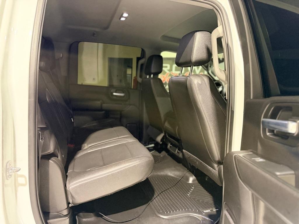 GMC Sierra 3500HD Pro Crew Cab 4WD SB 2023
