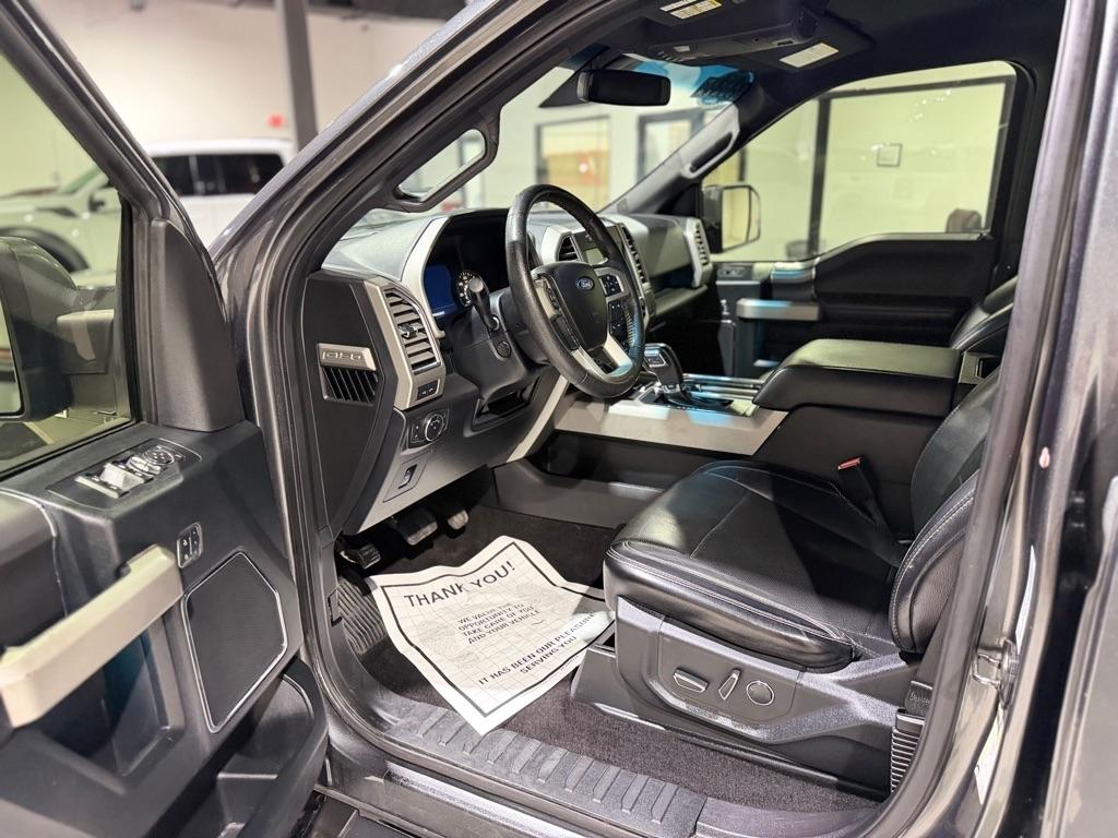 Ford F-150 Lariat SuperCrew 5.5-ft. Bed 4WD 2016