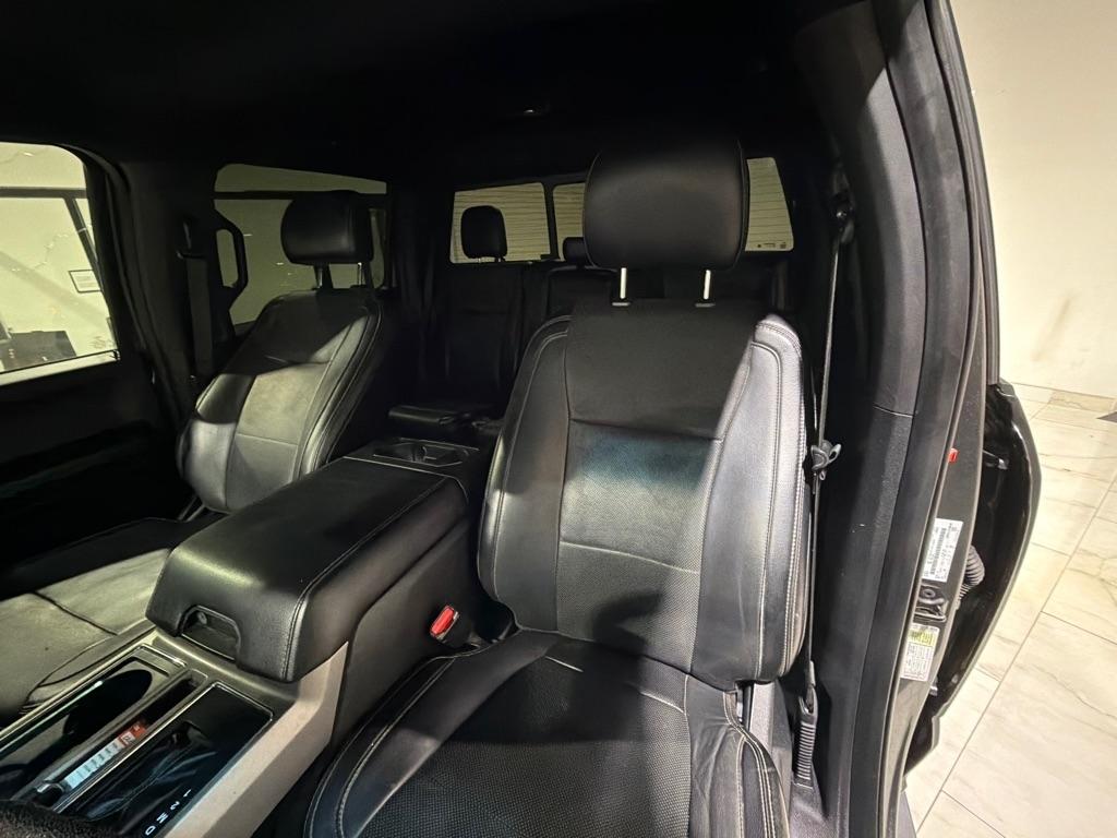 Ford F-150 Lariat SuperCrew 5.5-ft. Bed 4WD 2016