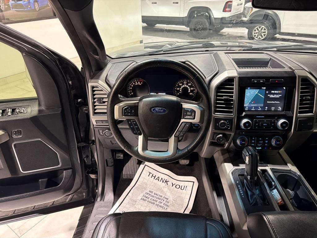 Ford F-150 Lariat SuperCrew 5.5-ft. Bed 4WD 2016