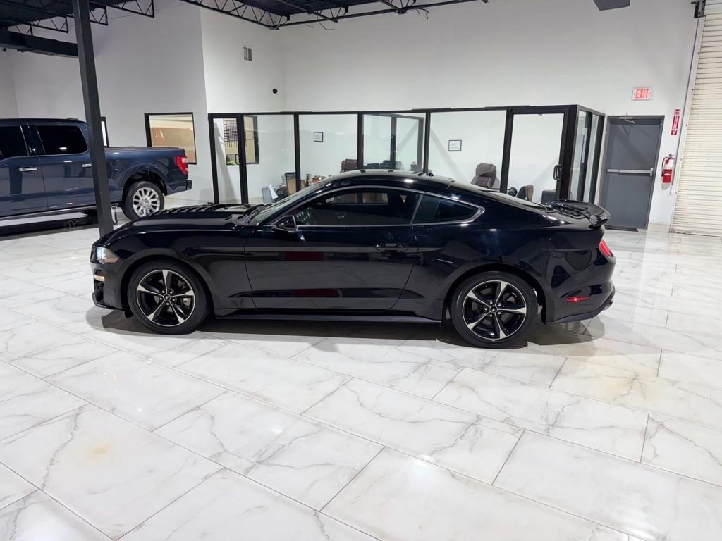 Ford Mustang EcoBoost Coupe 2019