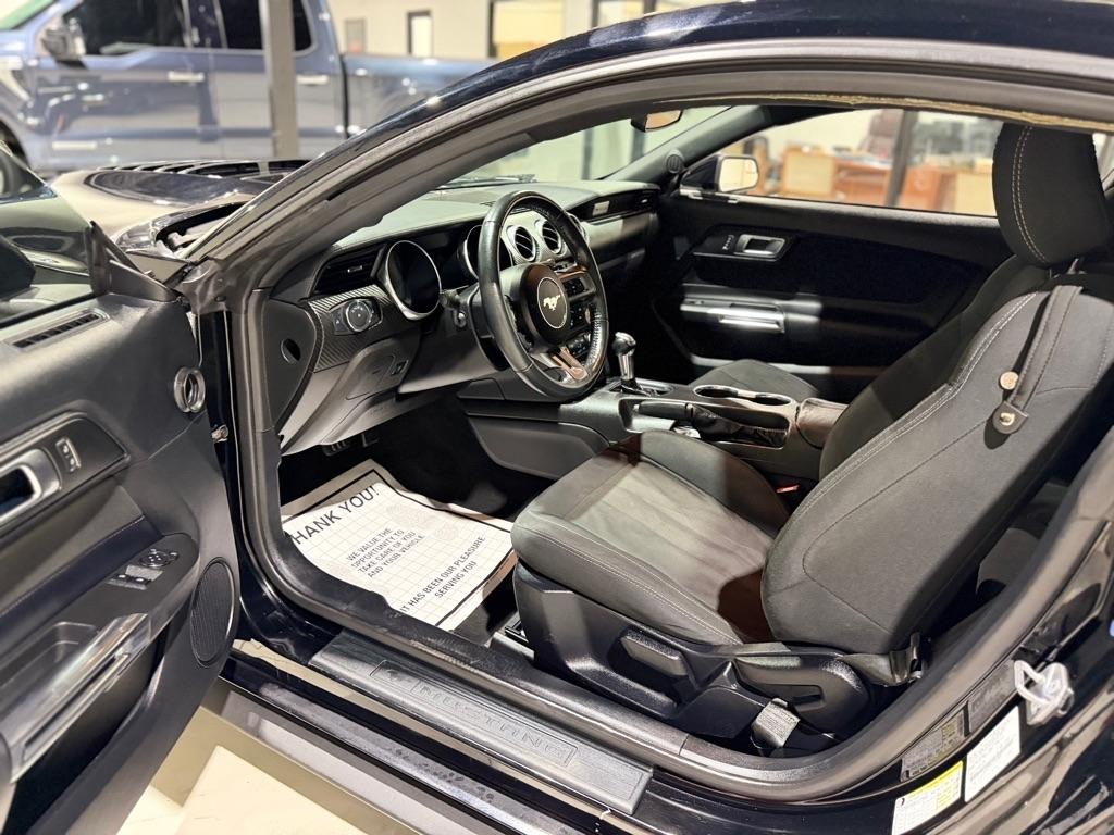 Ford Mustang EcoBoost Coupe 2019