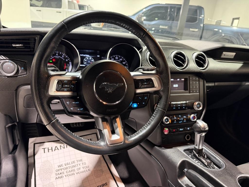 Ford Mustang EcoBoost Coupe 2019