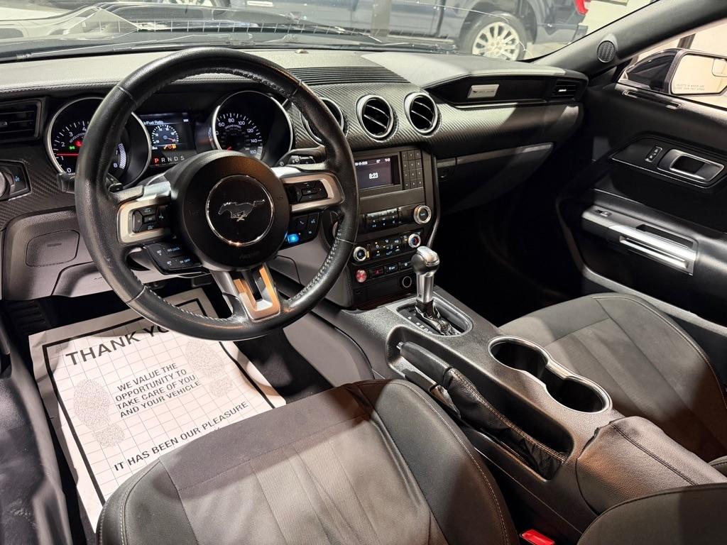 Ford Mustang EcoBoost Coupe 2019