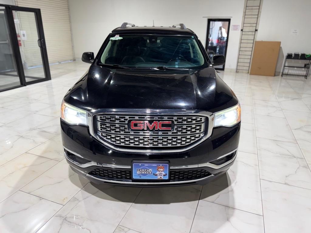 GMC Acadia Denali 2019